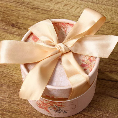 Caja de tubo elegante personalizada con caja de embalaje de regalo de cinta Tubo de embalaje de dulces de boda