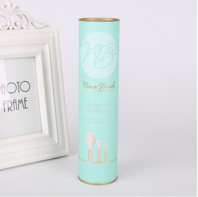 El tubo de papel cosmético del OEM que empaquetaba la almohada grabada en relieve del terciopelo insertó